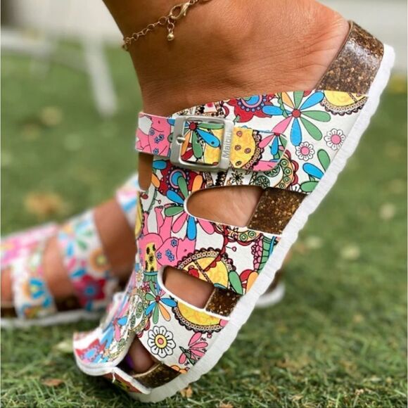 NWT SMAIBULUN Colorful White Strappy Slide Clog Sandals - Maibulun Size 12 - Picture 2 of 12